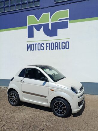 White Microcar, Year 2019 - Image 2
