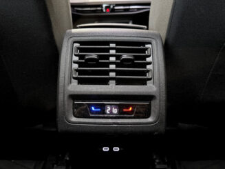 Volkswagen Golf 2023 - Image 17