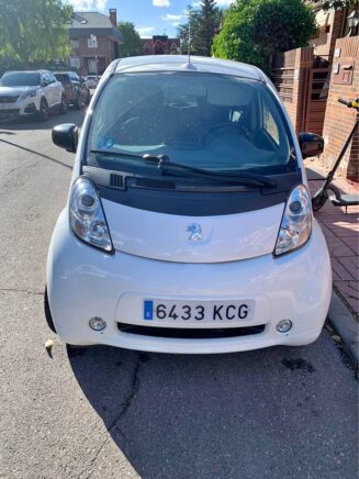Peugeot iOn Electric - Unique Opportunity - Year: 2017 - Image 9