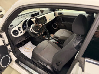 Volkswagen Beetle 2012 - Image 22