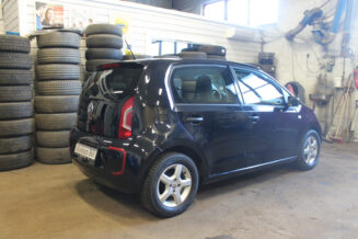 Volkswagen UP! 2014 - Image 11