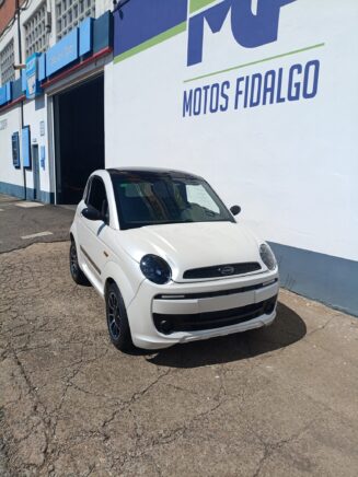 White Microcar, Year 2019 - Image 8